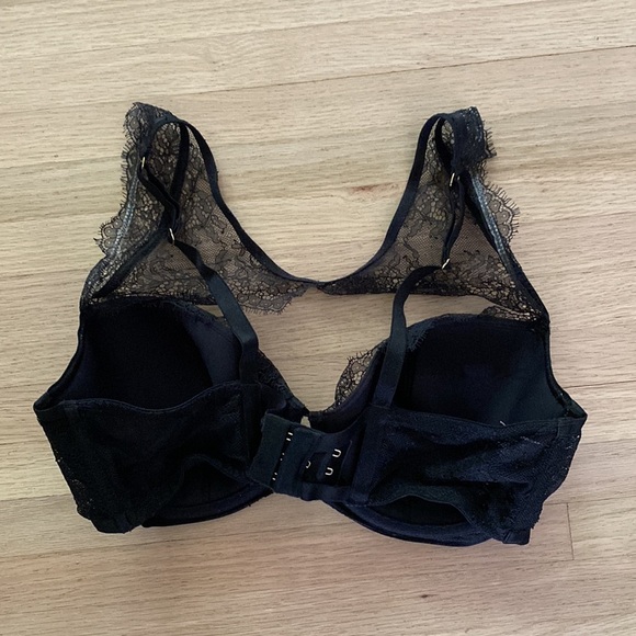 Victoria’s Secret Black Lace Bra with demi lining - Picture 3 of 6